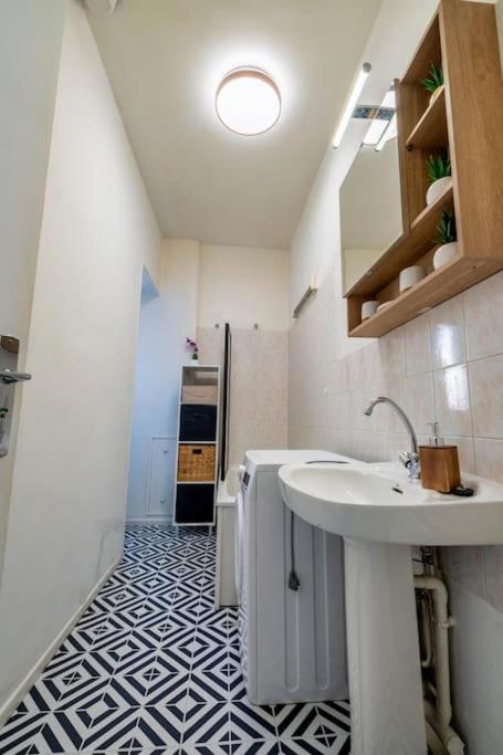 Eclat Urbain Apartment Reims Bagian luar foto